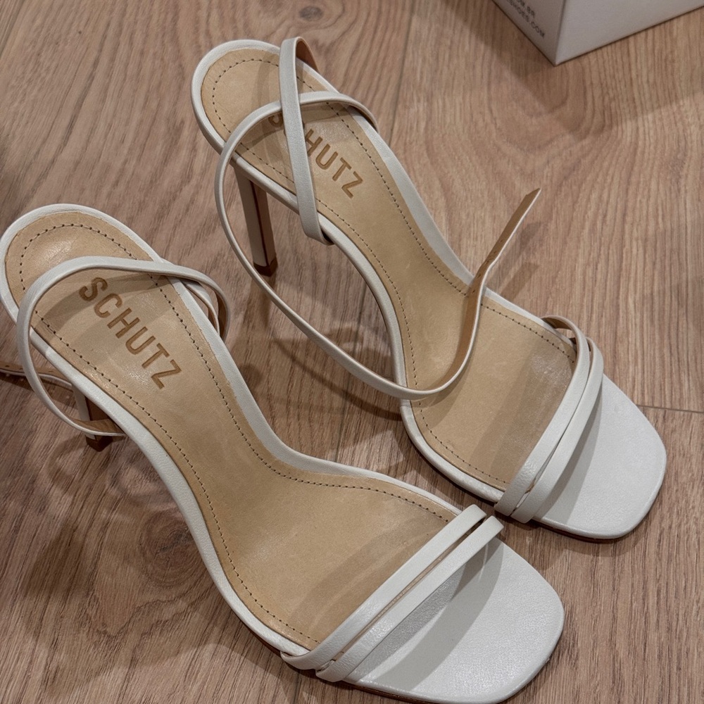 Schutz Heels Size 8